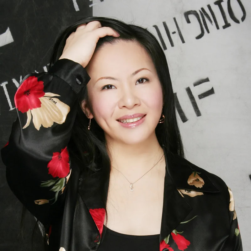 高梅首都师范大学钢琴系主任，演奏家，教育家