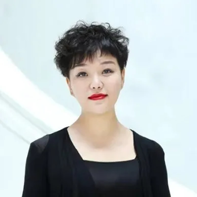 李佳西安音乐学院钢琴系副主任、教授